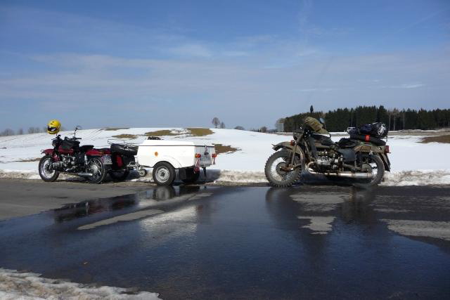 Das Gas oder das Benzin ist für den Motor besser